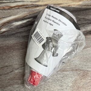 Tupperware Grate Master Cones (2)